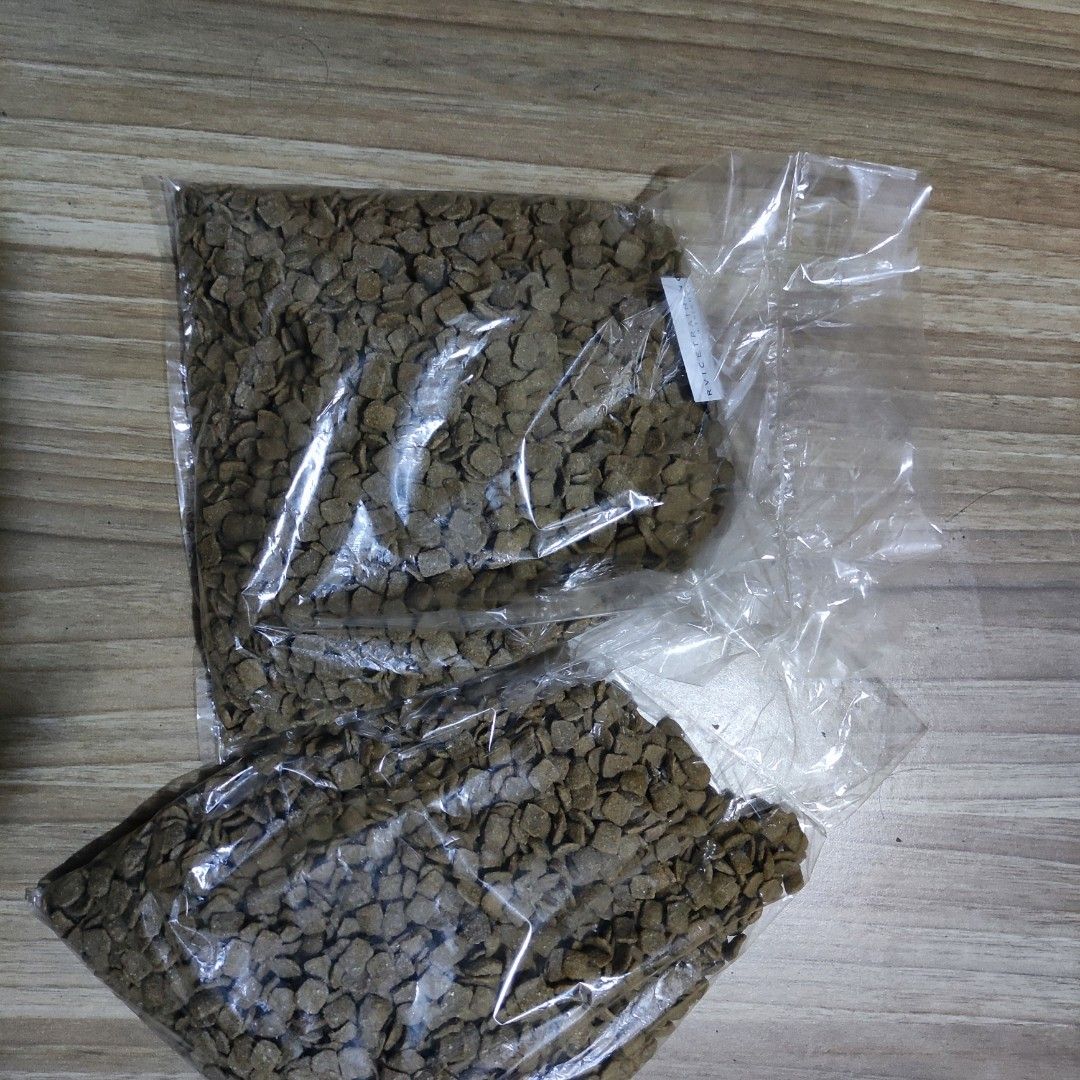 VITALITY VALUE MEAL ADULT (Category: Pet Food) located in Caloocan City. Submitted by liyonardo (Listing ID 1223337301, Image 3). Description: Vitality ValueMeal is made from high quality Australian Lamb, Beef and wholegrain cereals. It has been formulated to give your dog a complete and balanced food, and to ensure the high digestibility of essential nutrients, vitamins and minerals for good health and vitality. 100% BRAND NEW 100% QUALITY 100% 