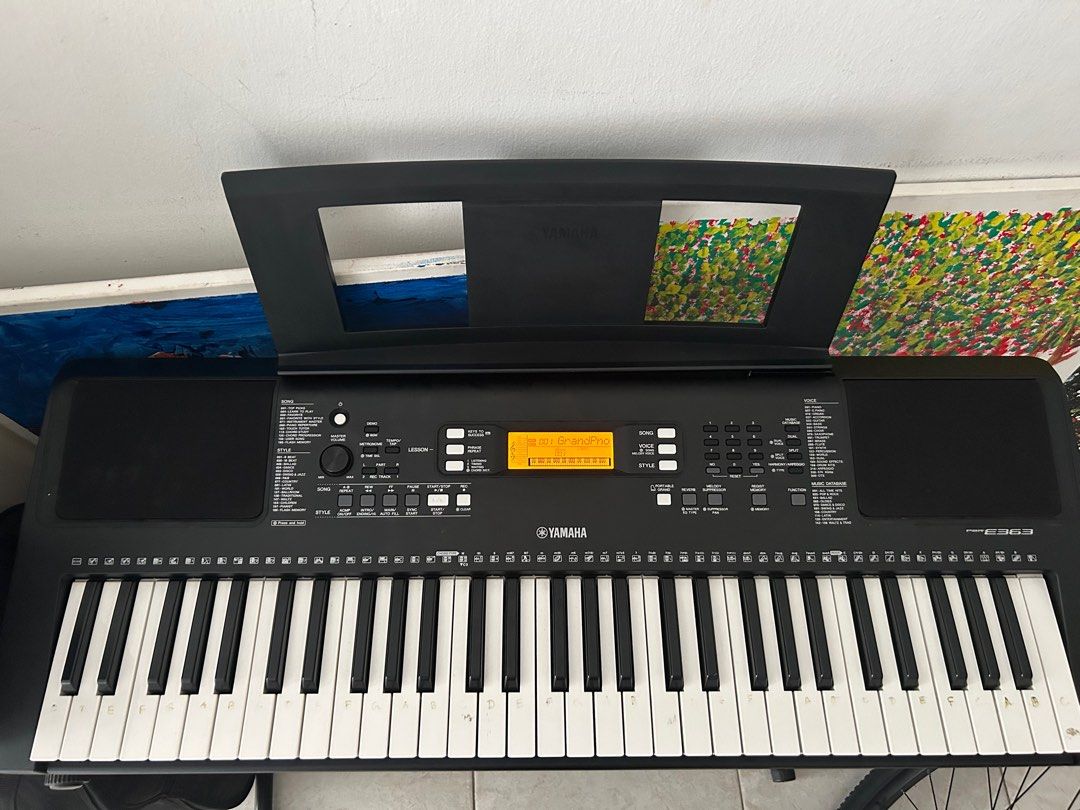 Yamaha PSR E363, Hobbies & Toys, Music & Media, Musical Instruments on ...