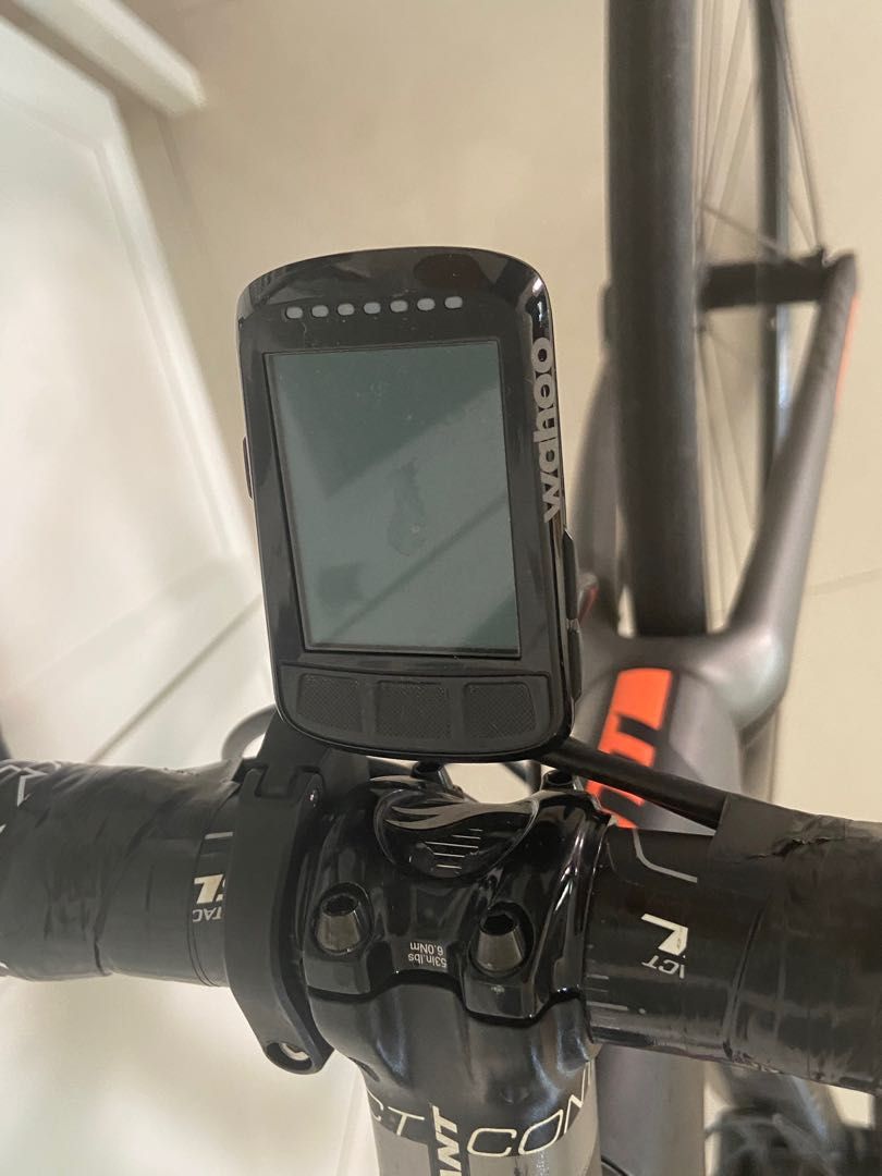 WTS 2019 Giant TCR advanced 1 disc kom with powermeter and wahoo elemnt