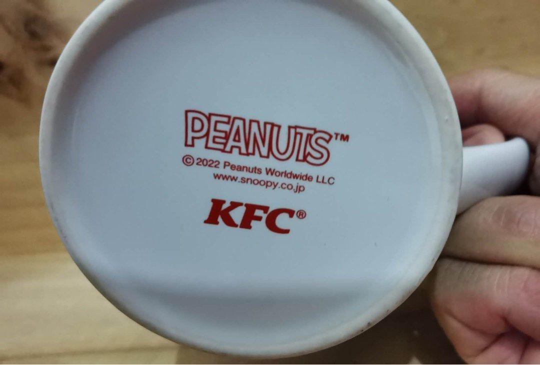 2022 KFC x Snoopy Peanuts Ceramic Mug collection, Furniture & Home