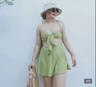 2 PIECE SWIMSUIT + FREE COVER UP