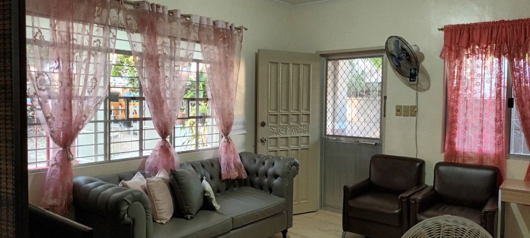 3 Bedroom Bungalow, Corner lot (Category: House & Lot) located in Caloocan City. Submitted by Gerry2022x (Listing ID 1183555868, Image 3). Description: Aba Homes Subdivision 192 Sq.m. Lot Area, 70 Sq.m. Floor Area Near Vista Mall, Antipolo Doctor's Hospital, Mcdonald, SM Hypermarket, Jollibee, Rizal Public Market 2 Basketball Courts Plenty of Open space Send SMS at 0918 2266396 or E-mail at geronimoroxas@yahoo.com.