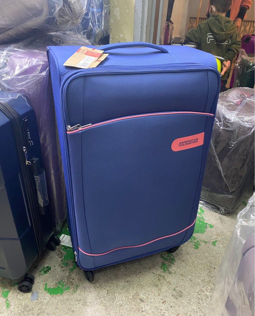 American tourister 2.9 kg sales