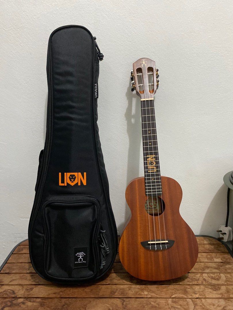 Anuenue shop lion ukulele