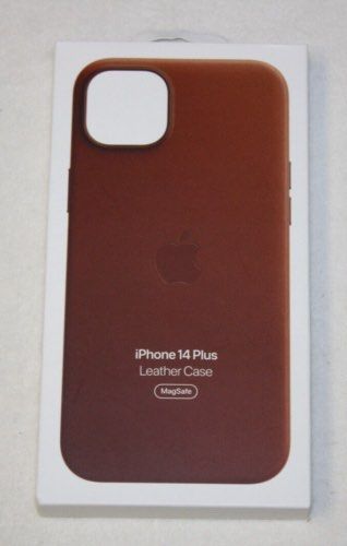 Apple iphone 14 plus leather case umber (⚠️請勿議價/ No bargain🚫)➖產品已有詳細說明.請先細閱(請勿查詢與此項產品無關及功能上的問題)🙏🏻➖💯%全新.原廠.香港行貨➖💯%New.original .Hk spec)( ✅接受消費卷: 八達通/Wechat Pay/ Alipay/ Visa 💵一律需收取2%手續費)(只限店交收)