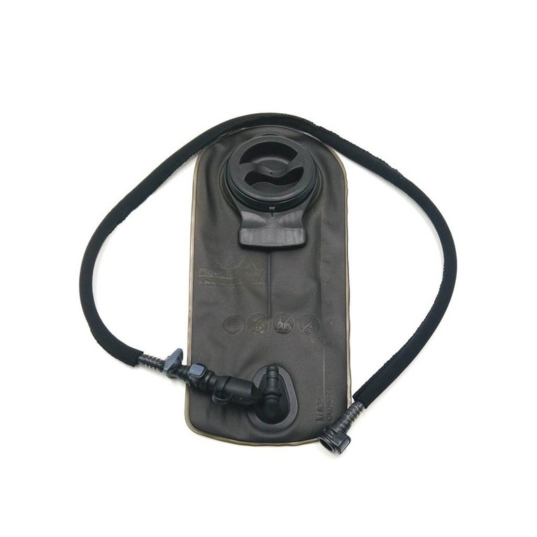 Army Low Profile Drinking Water Bladder 2L Sports Equipment Hiking Camping on Carousell