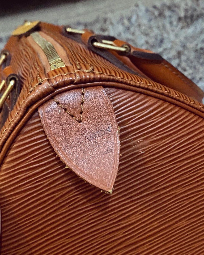 Louis Vuitton Vintage Epi Leather Speedy 25 Satchel (SHF-UO0cOA) – LuxeDH