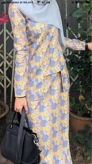 BAJU KURUNG