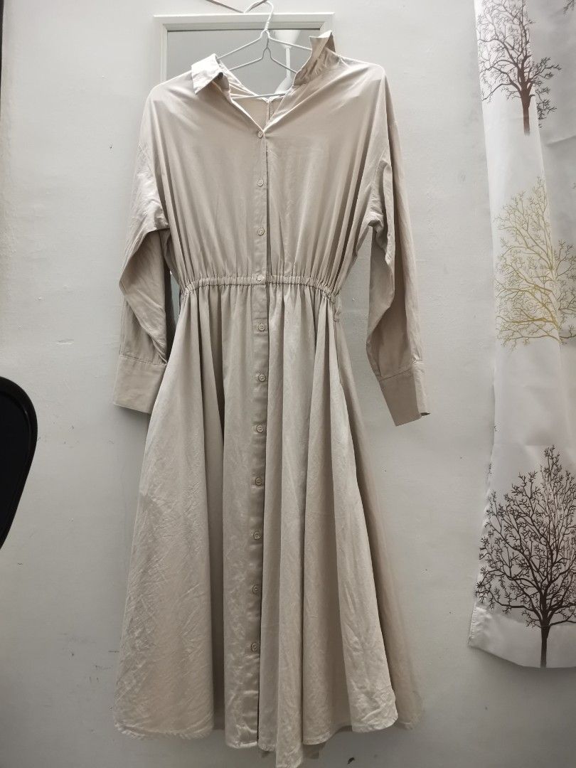 Blouse dress shop