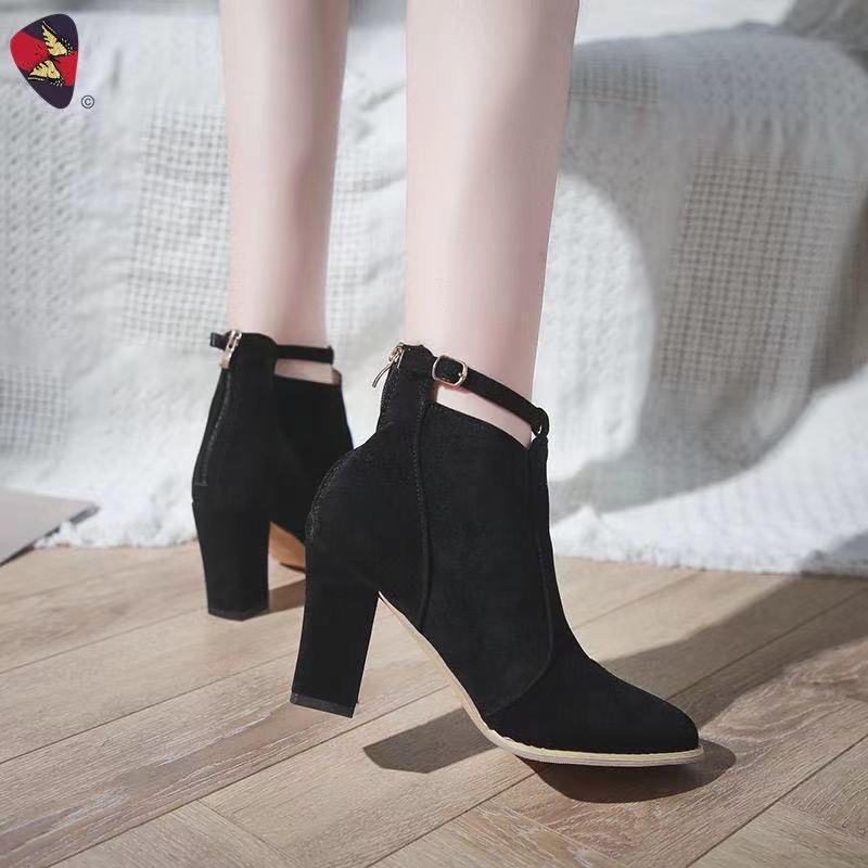 Boots / Korean Boots, Women's Fashion, Footwear, Boots on Carousell