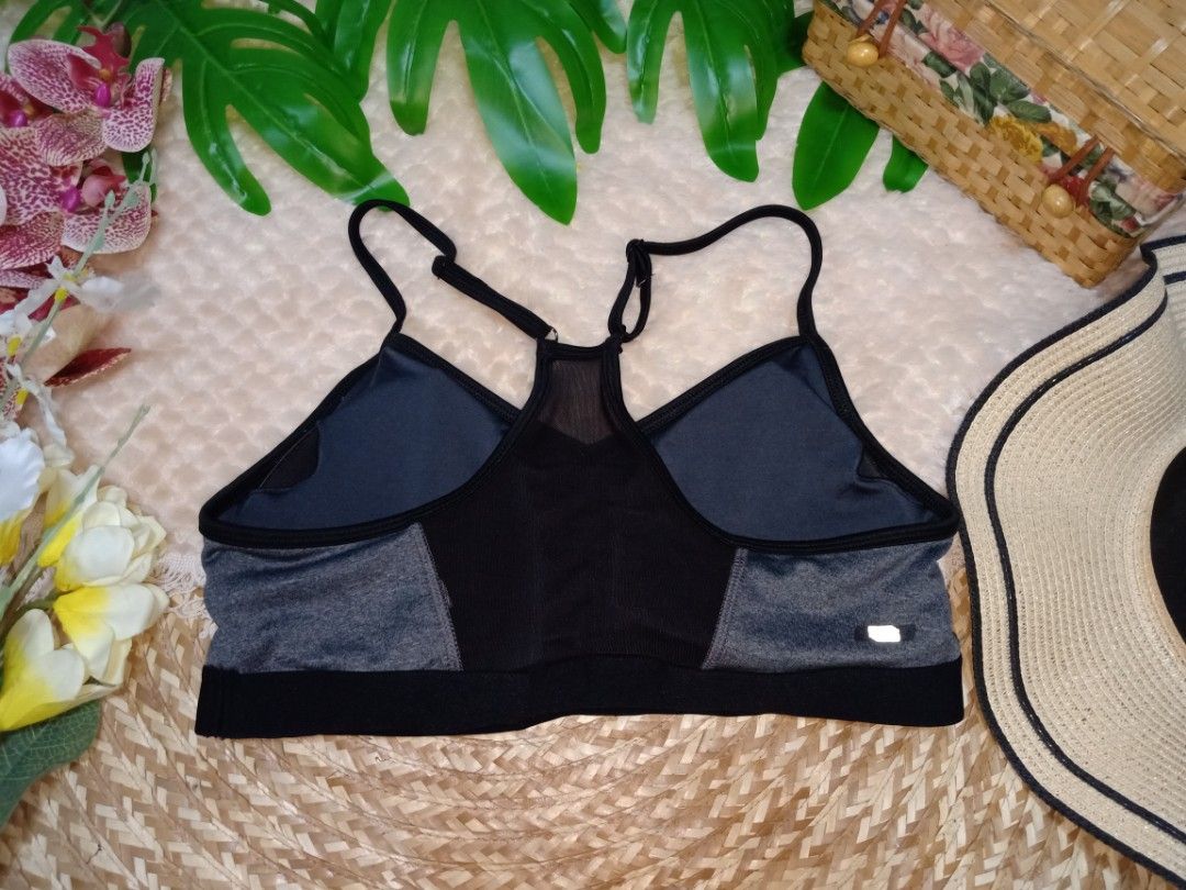 Danskin bra size L with with tag 🏷️, Women's Fashion, New Undergarments &  Loungewear on Carousell