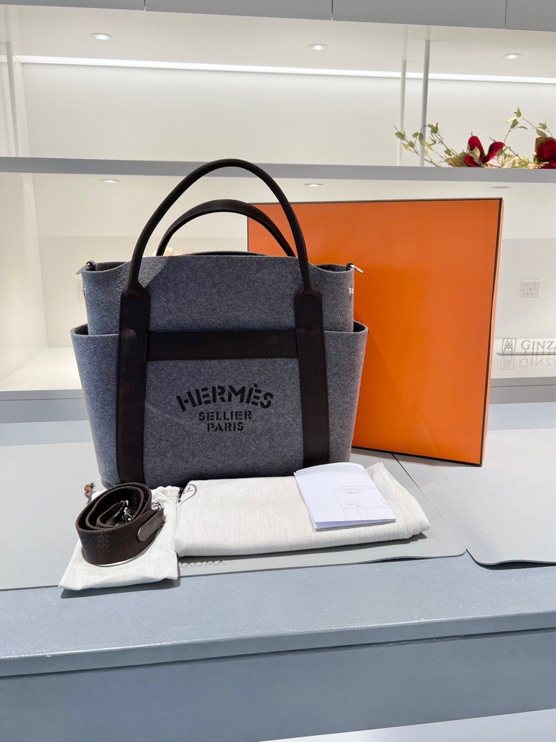 Hermes grooming hotsell bag price