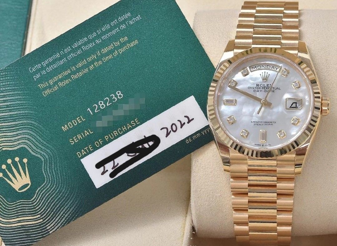 Gold day store date 36mm