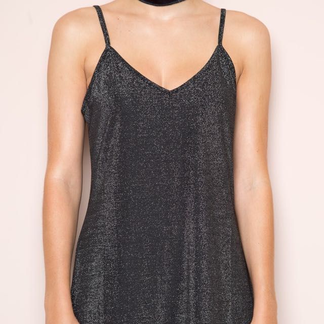 brandy melville minnie glitter dress, Women's Fashion, Dresses & Sets,  Dresses on Carousell