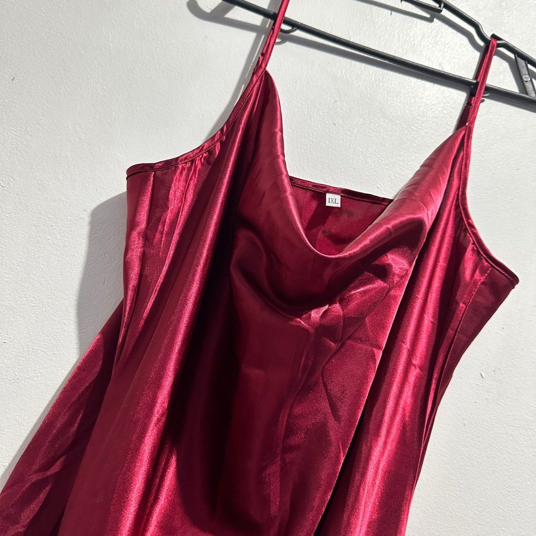 Burgundy Silk Dress (Category: Dresses) located in Pasay City. Submitted by j9declutter (Listing ID 1223439163, Image 2). Description: Fits XL- XXL W- 23 L-44.