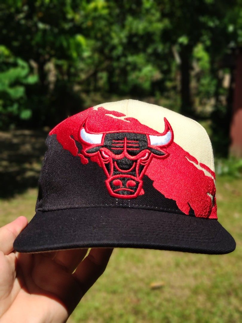 Chicago Bulls Mitchell & Ness Hardwood Classics Fade Snapback Hat - White