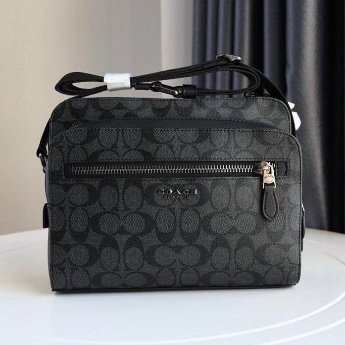 Coach west camera bag in signature canvas hotsell