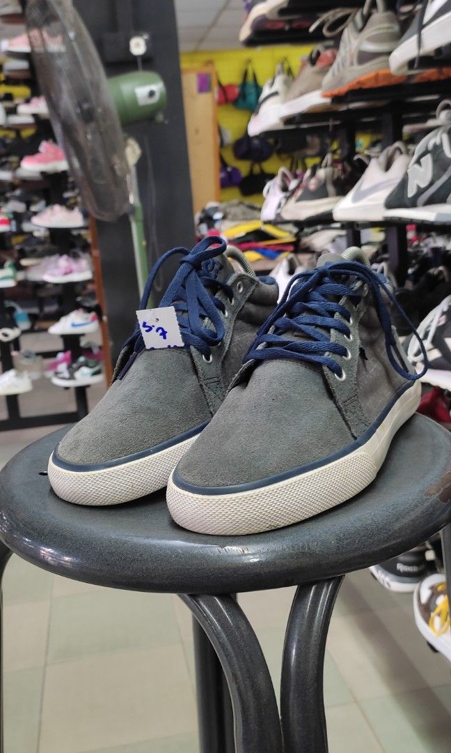 DG, Men's Fashion, Footwear, Sneakers on Carousell