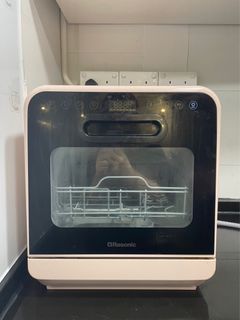 （分類：）位於 。 由 manjarb 提交（商品編號 1223554396，圖片 1）。簡介： 。