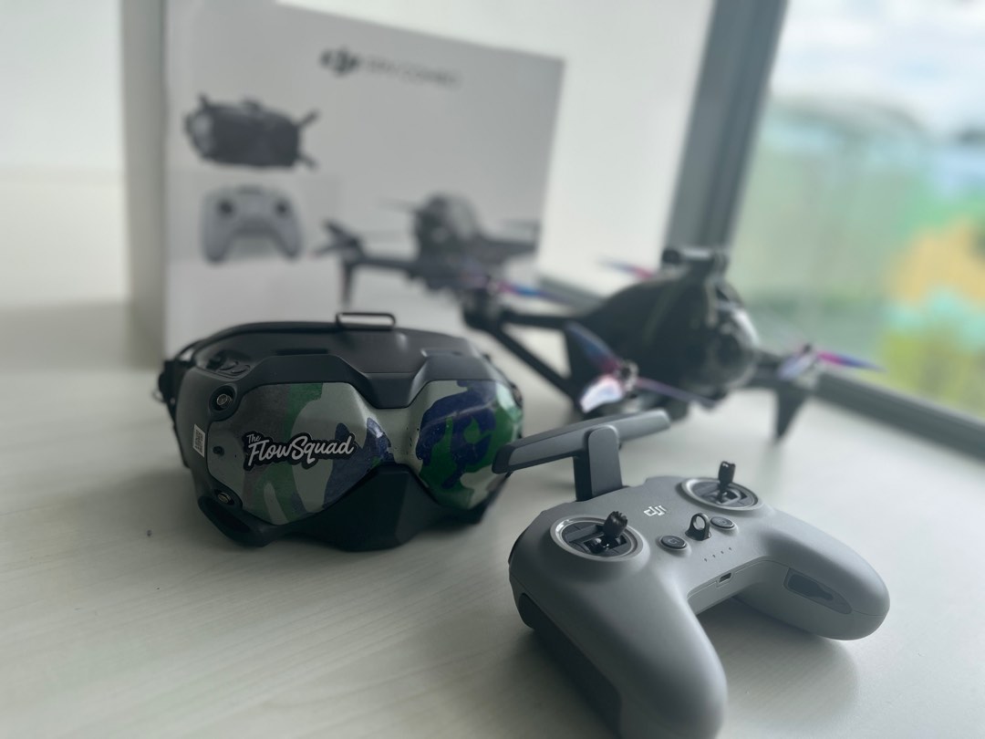 DJI FPV Combo, Photography, Drones on Carousell