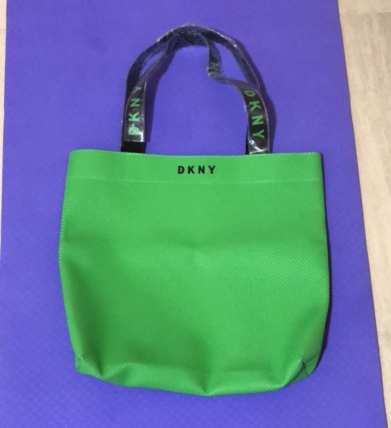 DKNY TOTE BAG, Luxury, Bags & Wallets on Carousell