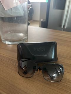 (Category: ) located in . Submitted by chloe_tan22 (Listing ID 1223486400, Image 1). Description: .