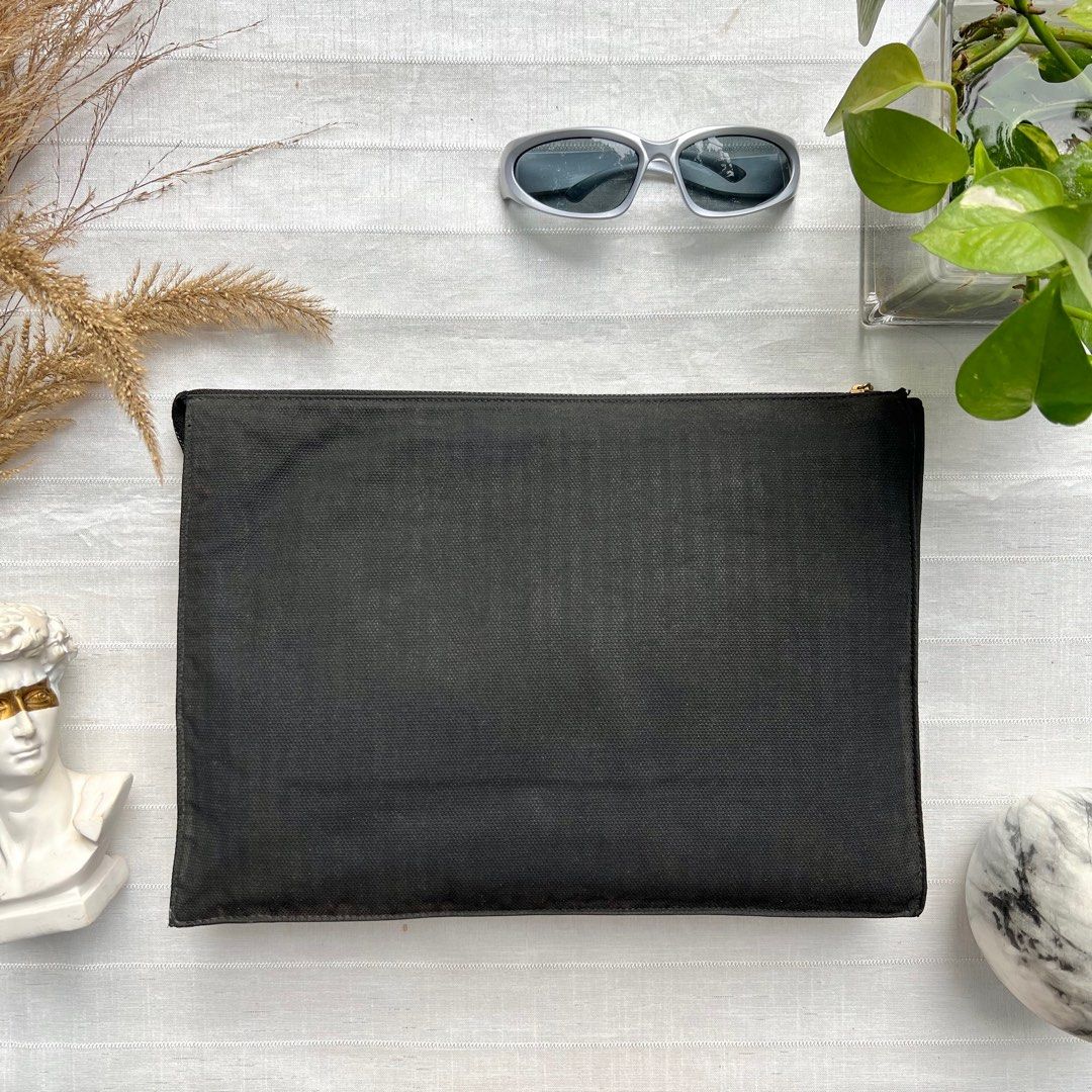 Vintage black sales fendi purse