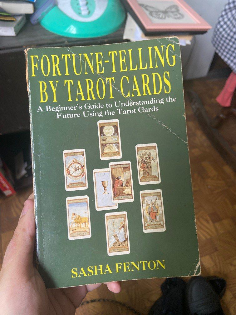 Fortune Telling By Tarot Cards SASHA FENTON, Hobbies & Toys, Books