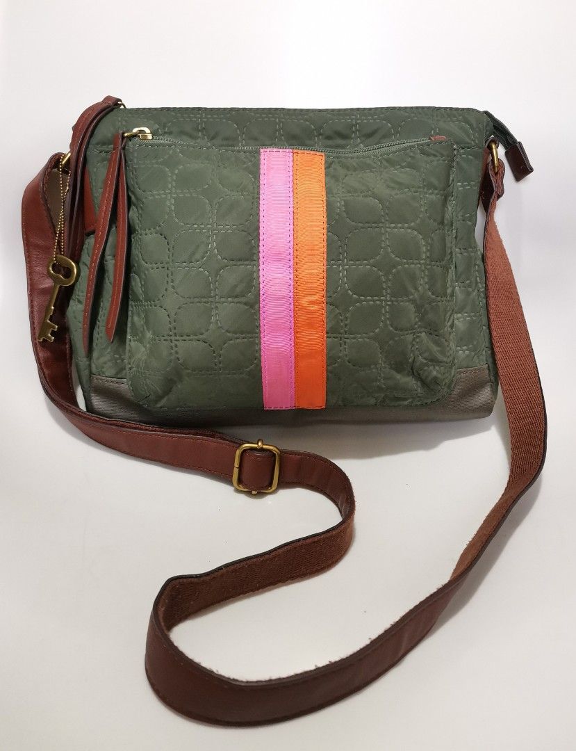 Fossil messenger bag, Women's Fashion, Bags & Wallets, Crossbody Bags