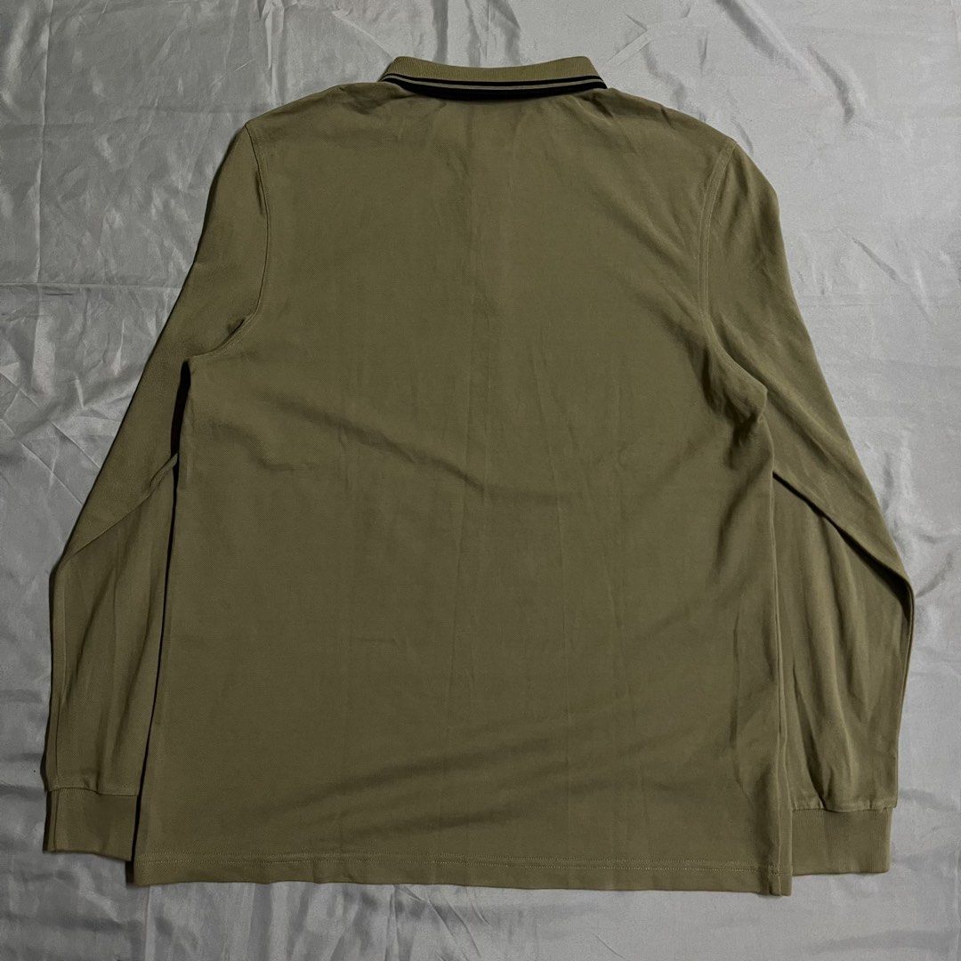 Fred Perry Polo Shirt Long Sleeves (Category: Tshirts & Polo Shirts ) located in Santo Tomas. Submitted by smart_wears_ph (Listing ID 1223539977, Image 2). Description: Twin tipped collar XL 22 inches - chest 30 inches - length Used, like new condition 1,500.00.