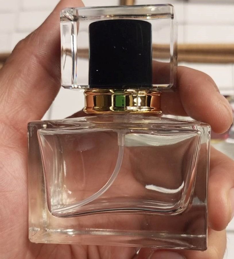 GPP (Category: Fragrance & Deodorants) located in Caloocan City. Submitted by glasspakph (Listing ID 1223418006, Image 3). Description: Rectangular Perfume Bottle, 30ml and 50ml Available Color: Black, Gold, Red, Pink, Green, Magenta, Violet. .