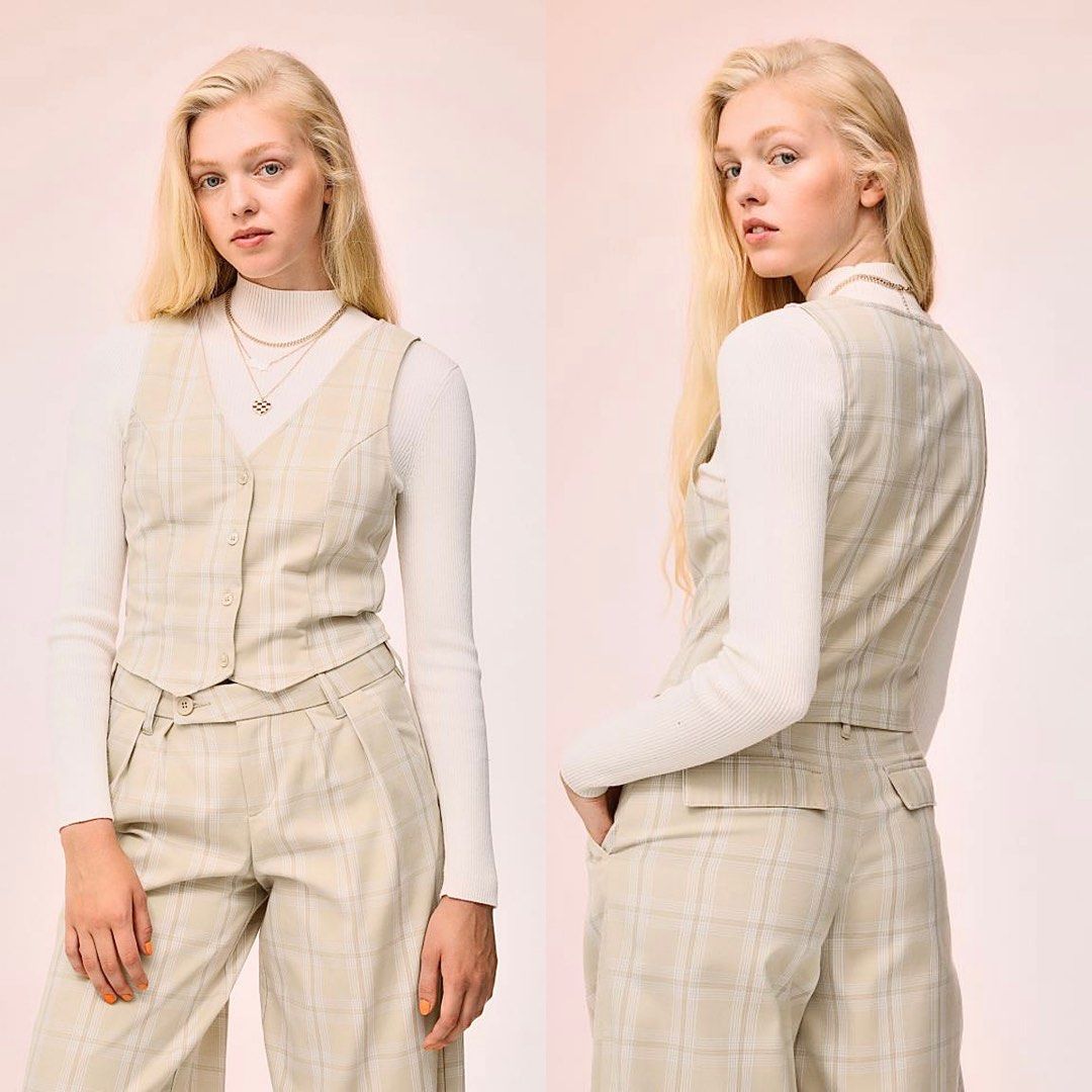 H M Plaid Suit Vest Women s Fashion Tops Sleeveless on Carousell