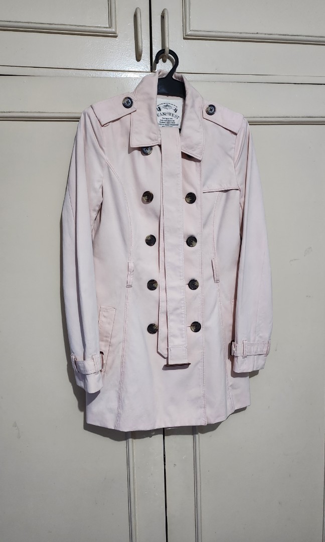 Jeanswest fashionable trench coat on Carousell