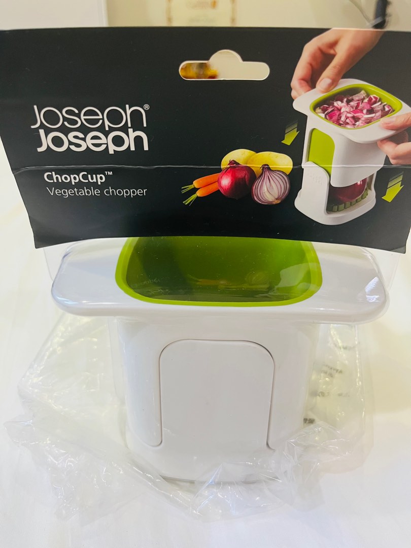 Joseph Joseph - ChopCup Vegetable chopper