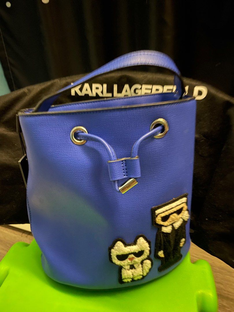 Karl Lagerfeld Bucket Bag, Women's Fashion, Bags & Wallets, Shoulder