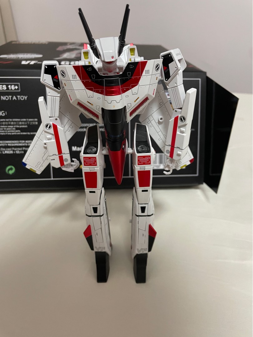 Kitzconcept Robotech Macross God of Flame No accessories, Hobbies