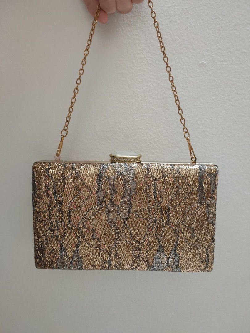 Clutch bag gold on sale colour