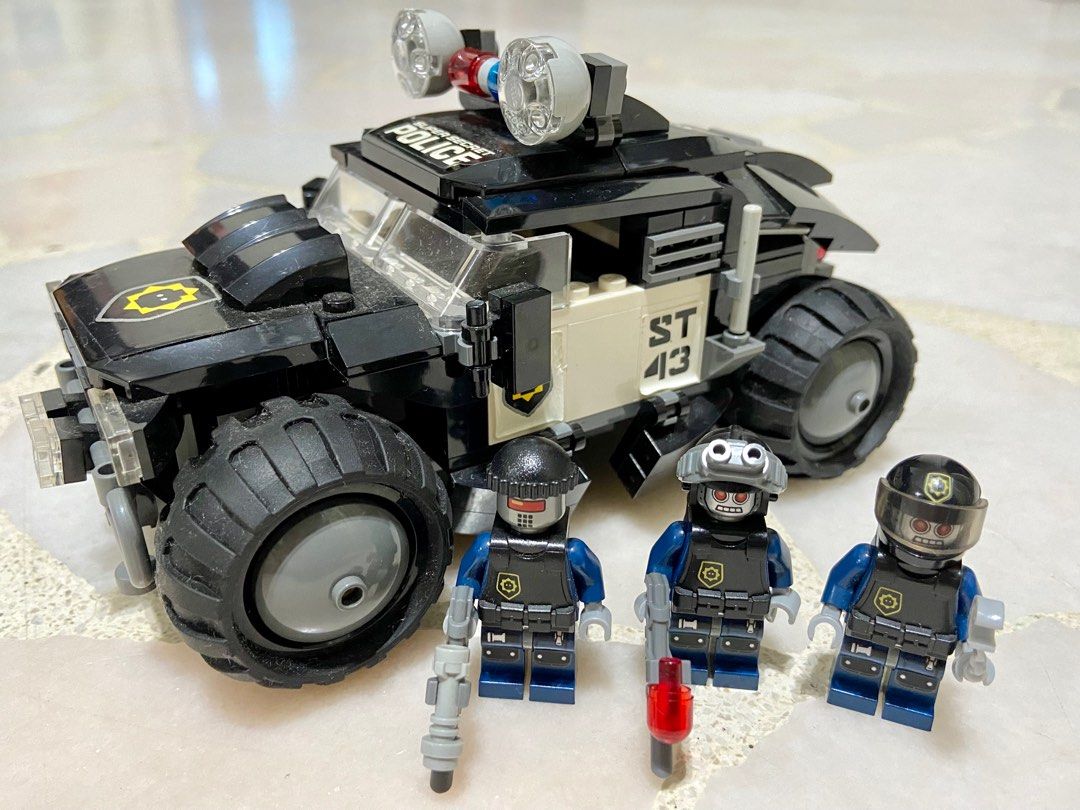 LEGO 70808 Super cycle chase. LEGO movie