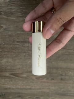 Lipstick  too faced ori  sunday funday