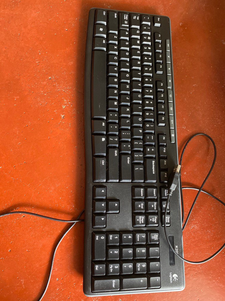 Logitech Media Keyboard K200, Computers & Tech, Parts & Accessories