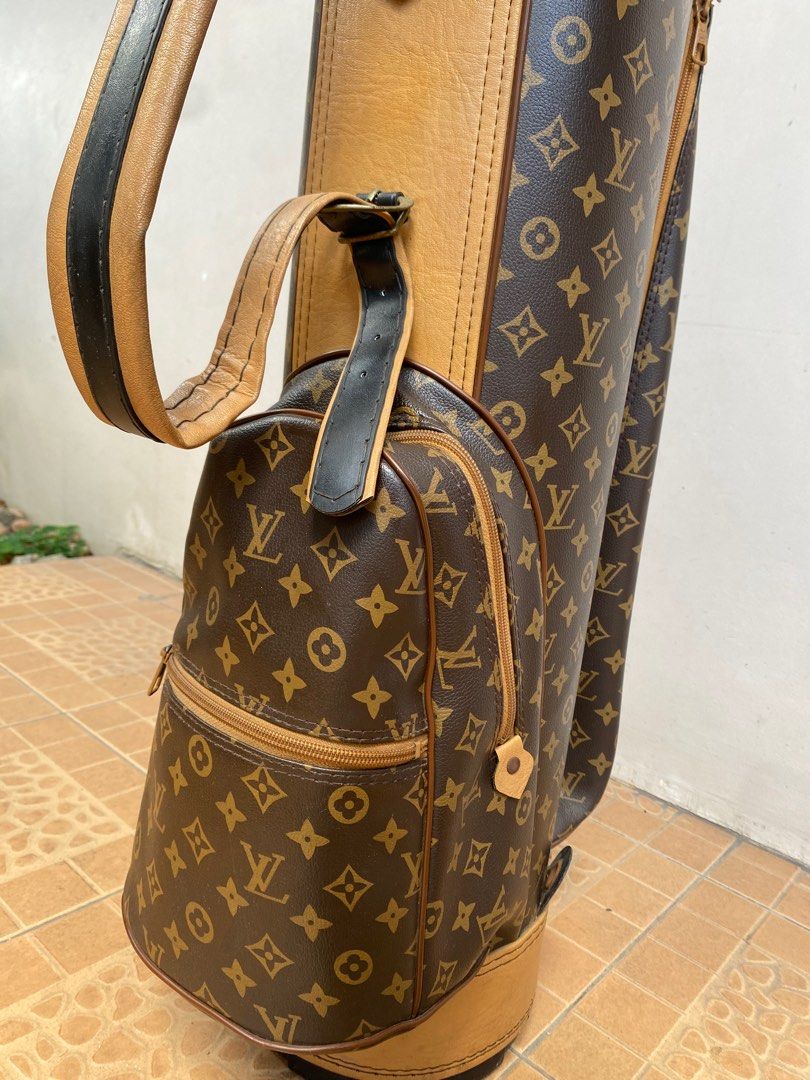 Louis Vuitton Leather Golf bag 🏌️‍♂️🧳, Sports Equipment
