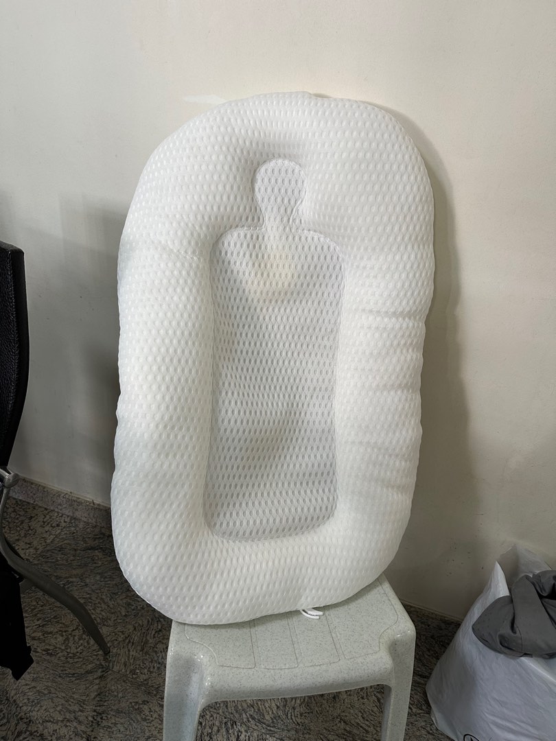 Lounger, Babies & Kids, Baby Nursery & Kids Furniture, Cots & Cribs on