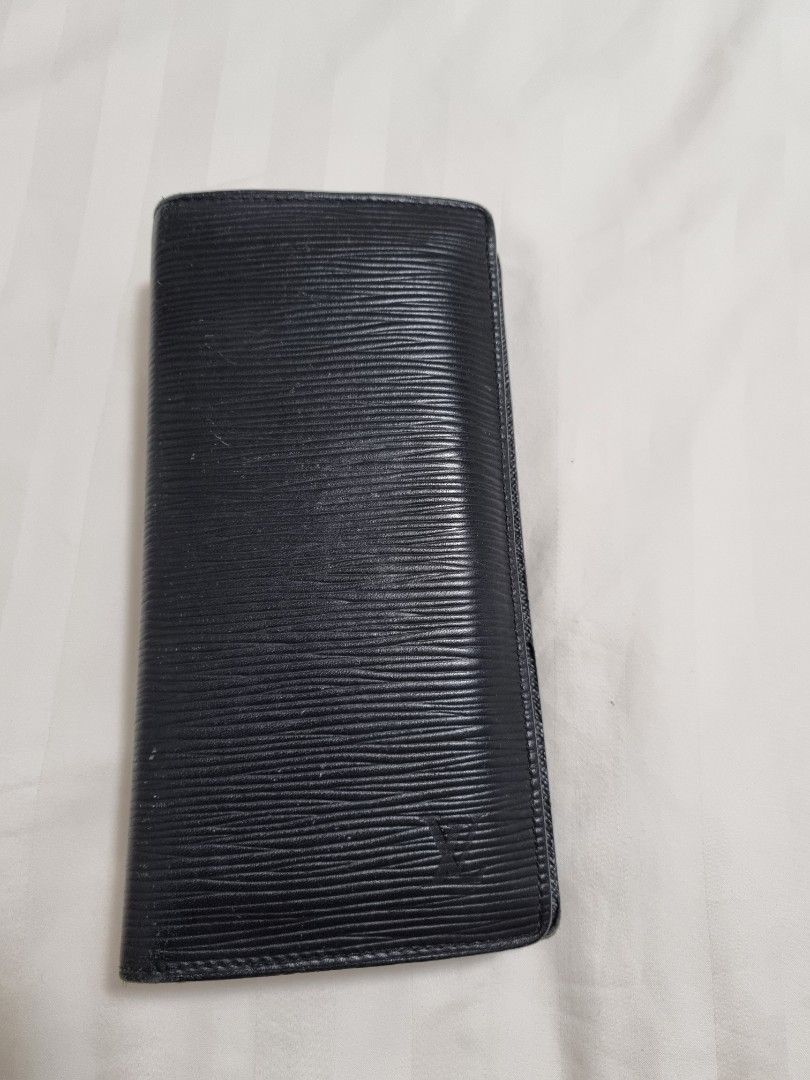 Louis Vuitton M30295 Multiple Wallet, Men's Fashion, Watches & Accessories,  Wallets & Card Holders on Carousell