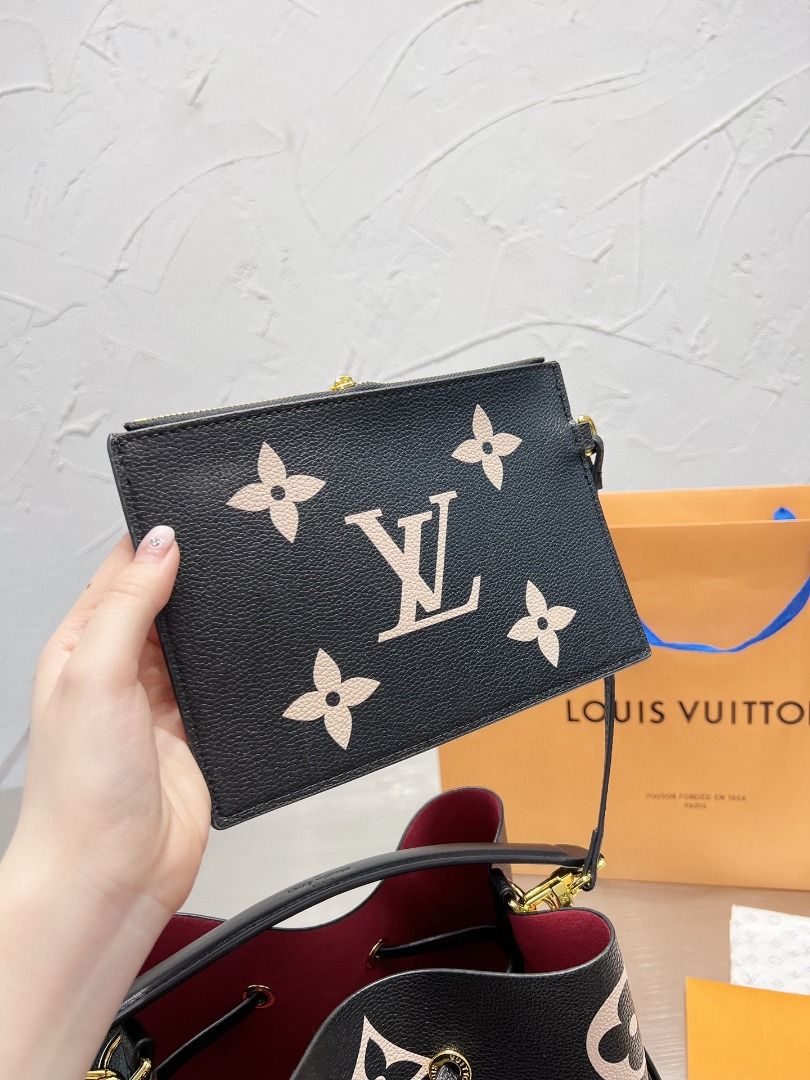 👜🧸Lv Neonoe Champagne Bucket👜, Luxury, Bags & Wallets on Carousell