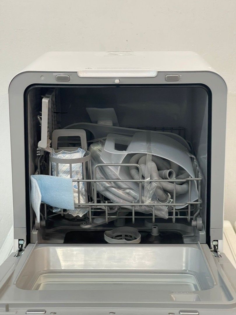 Midea Countertop Dishwasher 6L ( MDWS2703 ) Display Set, TV & Home