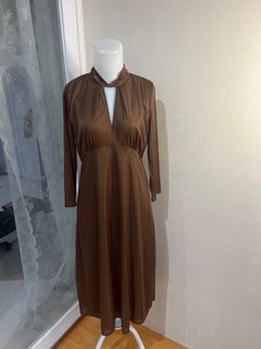 NEW! H&M brown mididress