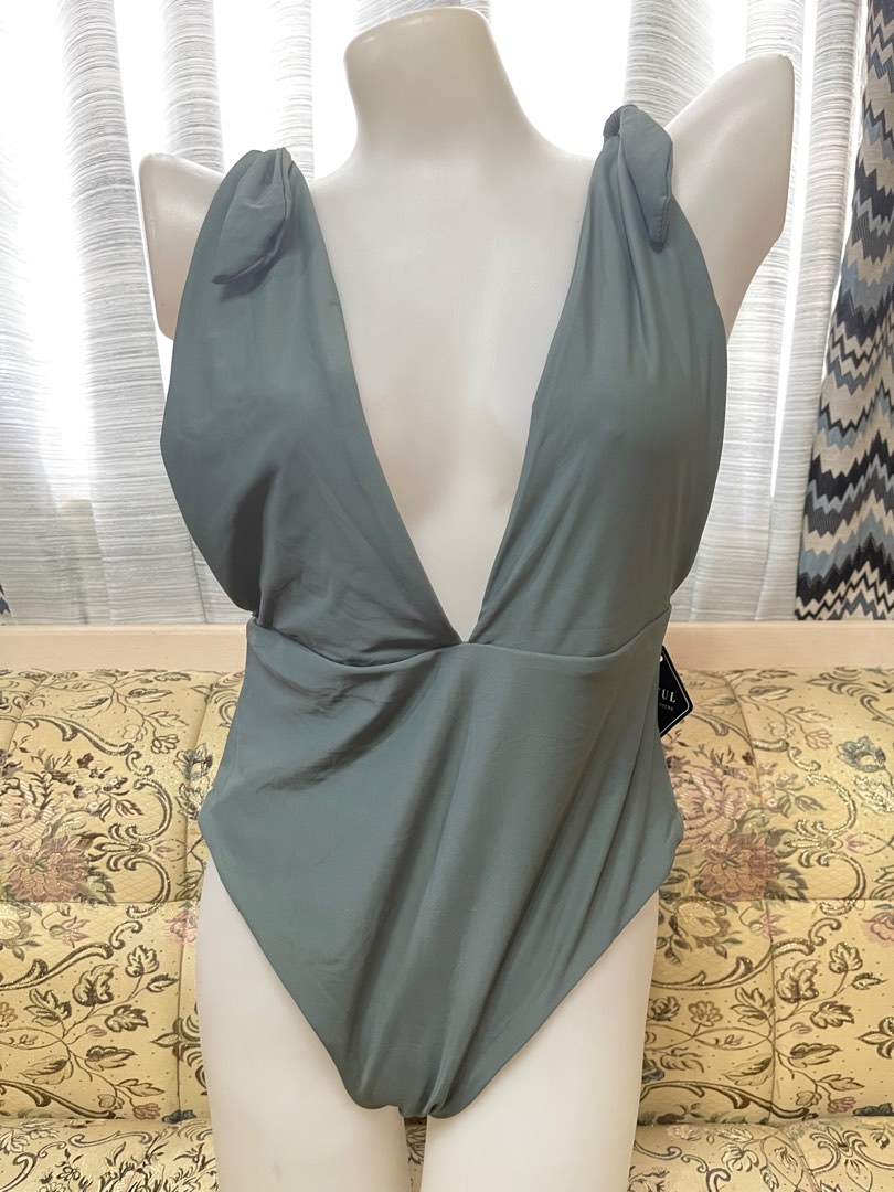 One piece swimsuit XL on Carousell