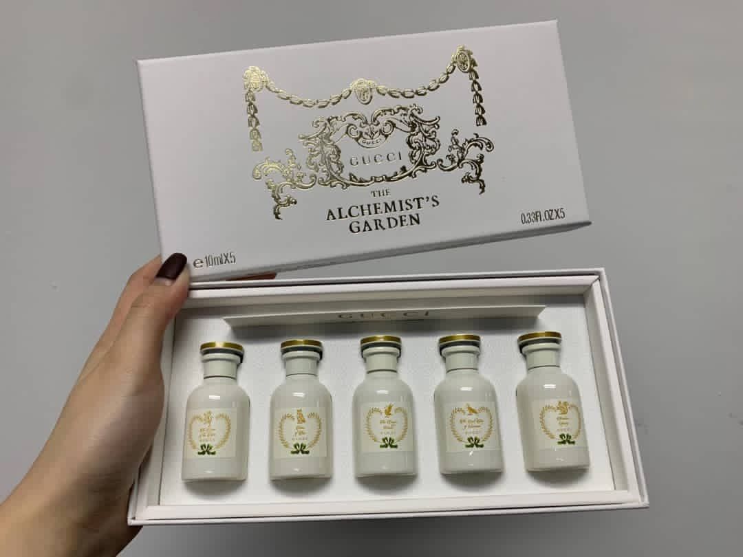 Gucci alchemist garden sample clearance
