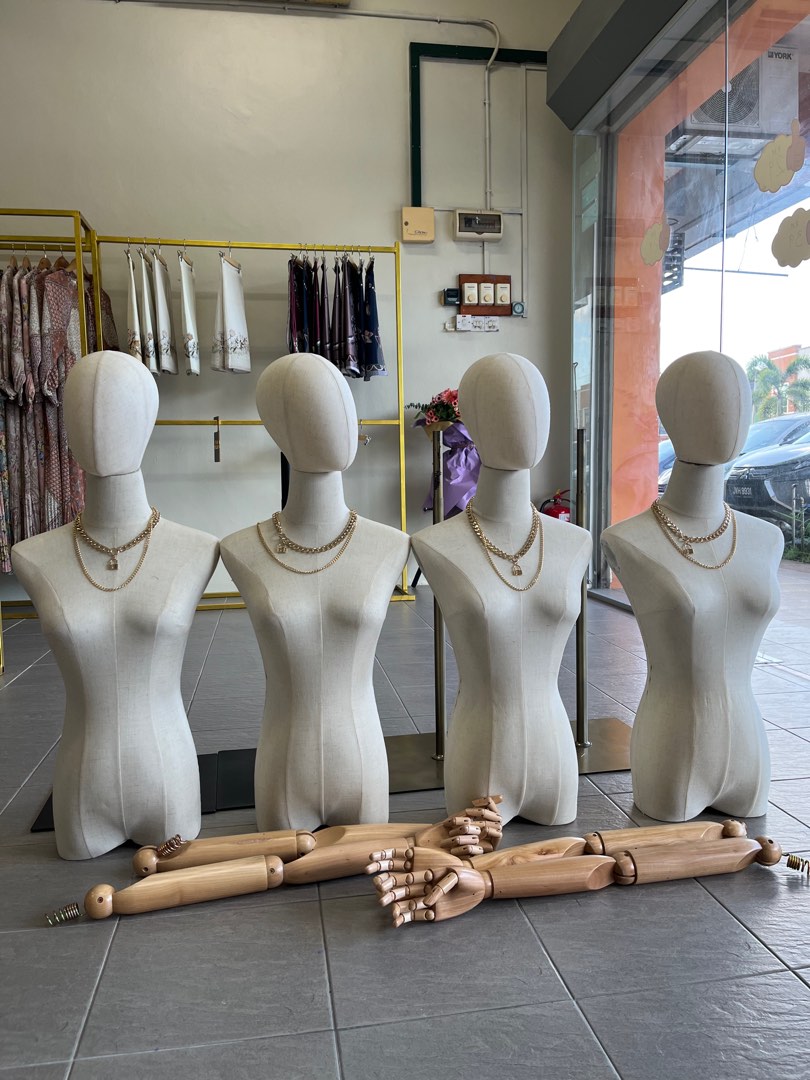Patung Display Pakaian Perempuan (ADA TANGAN), Everything Else, Others
