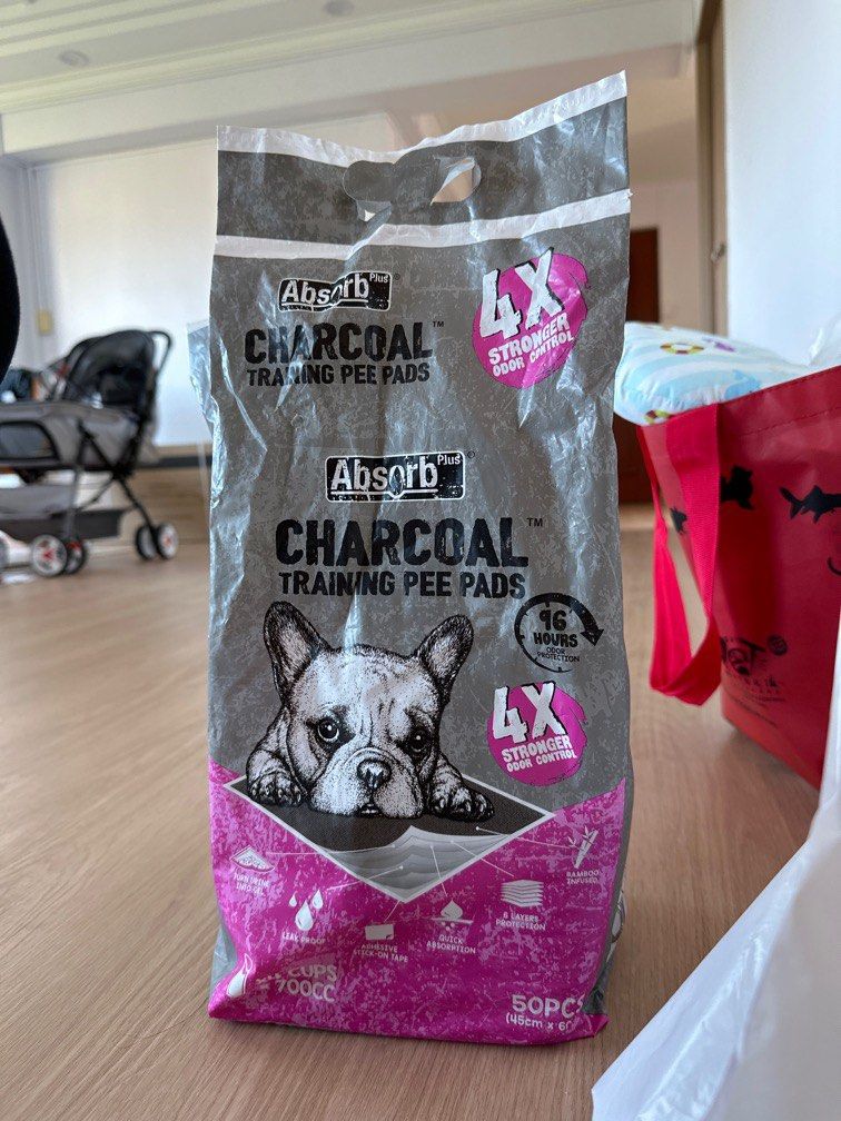 Pee Pads, Pet Supplies, Homes & Other Pet Accessories on Carousell